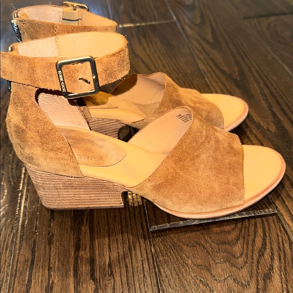 Kork-Ease Tan Suede Block Heel Sandals size 10 - Picture 3 of 10